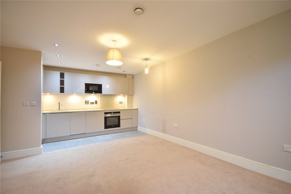 Property photo 2 of 6 Picture No. 05