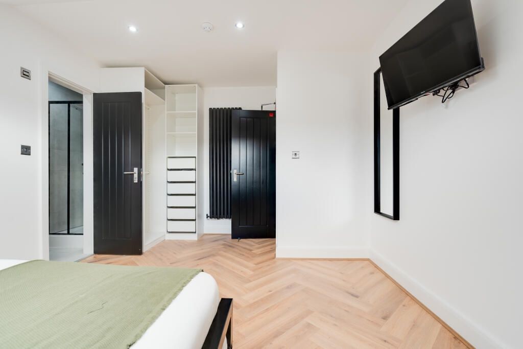 Property photo 1 of 15 A Clear Exterior Shot Showcasing The Front Of A Pr...