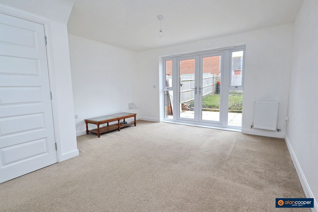 Property photo 2 of 23 3593764