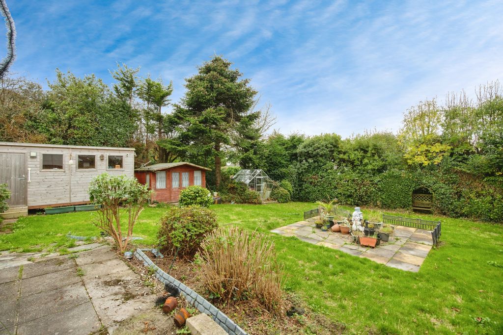 Property photo 2 of 17 Photography