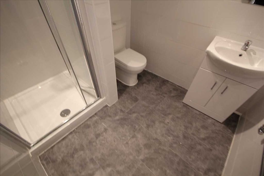 Property photo 3 of 3