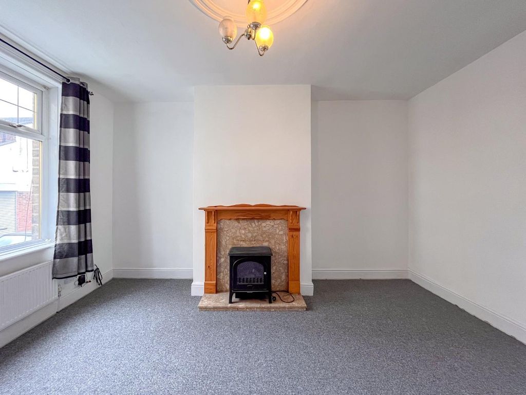 Property photo 3 of 12 Img_0033.Jpg