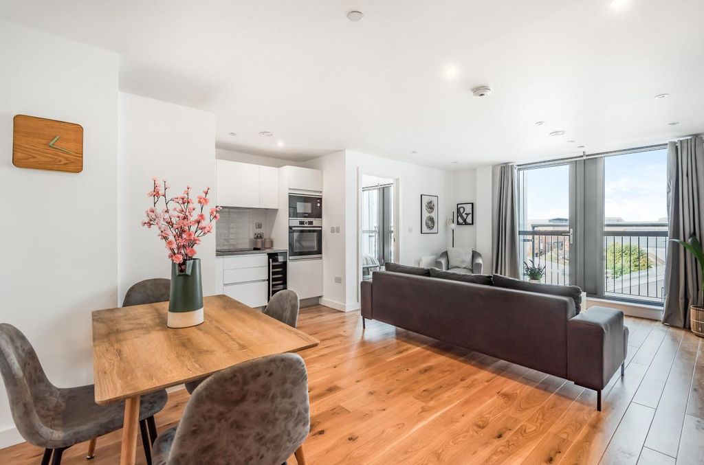 Property photo 2 of 12 652247 (3).Jpg