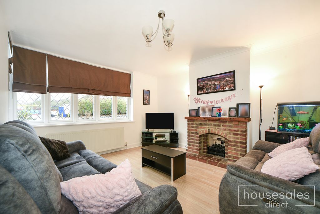 Property photo 2 of 22