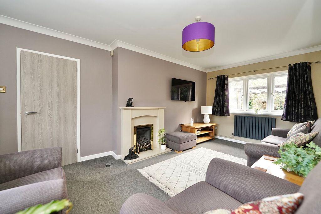 Property photo 3 of 21