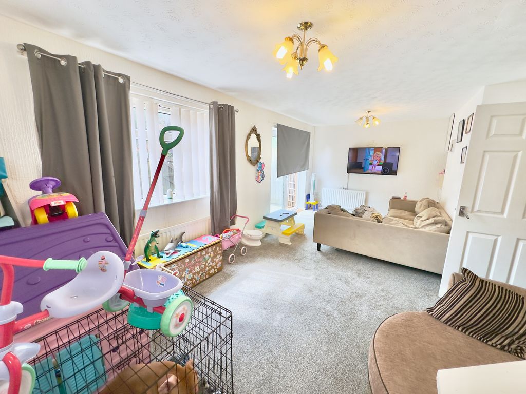 Property photo 3 of 31