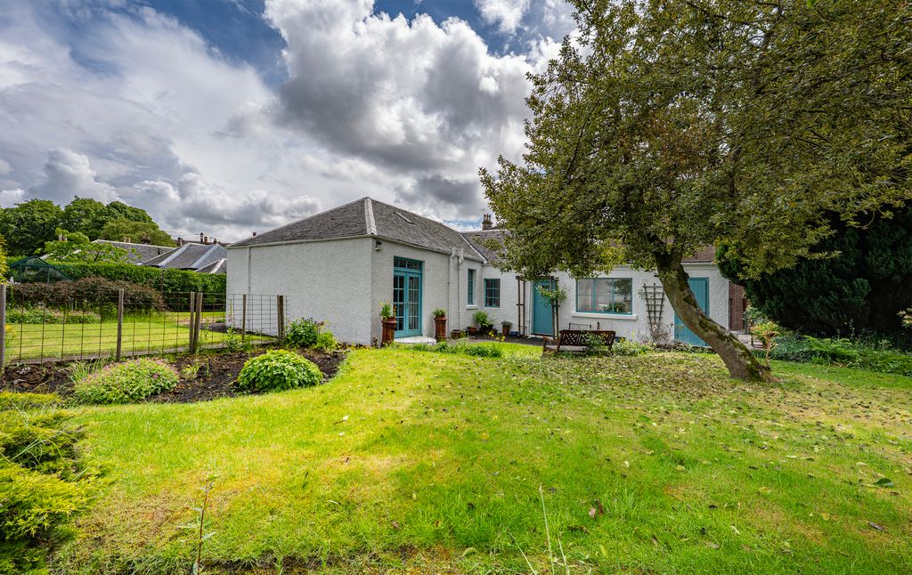 Property photo 1 of 43