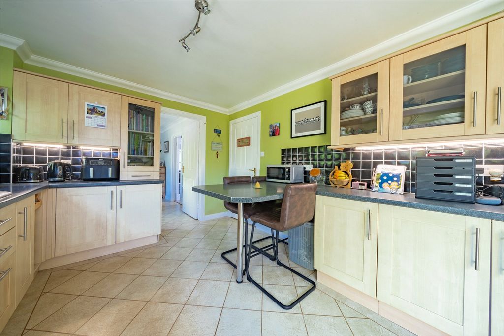 Additional image 5 of 4 bed detached house for saleBay Tree Close, Heathfield, East Sussex TN21