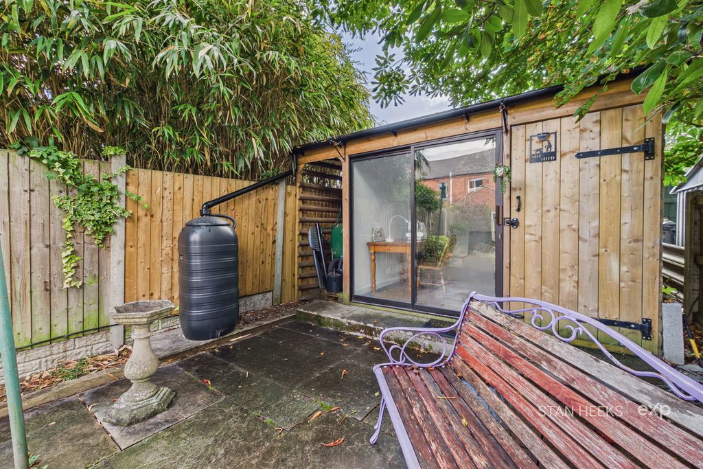 Property photo 3 of 26