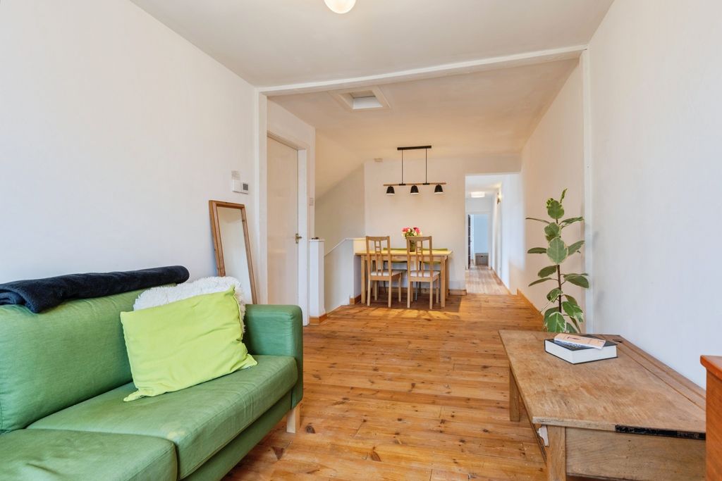 Property photo 2 of 15 Living / Dining Room