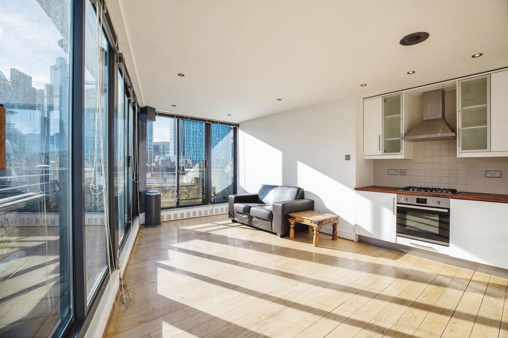 Property photo 3 of 11 0T7A7411-Hdr.Jpg