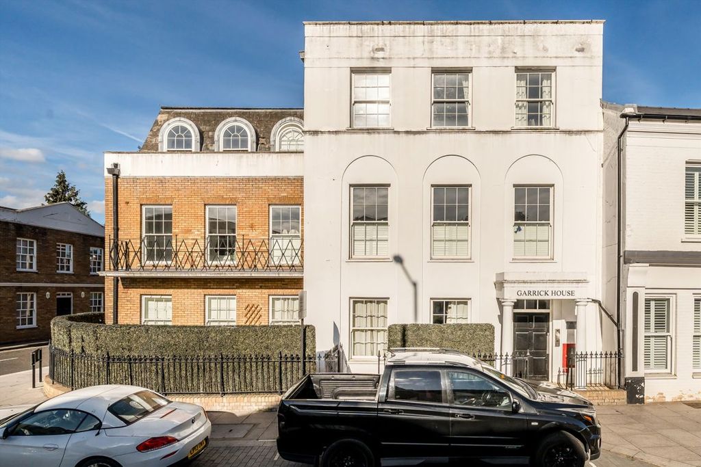 Property photo 1 of 4