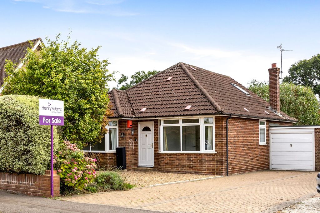 Property photo 1 of 27