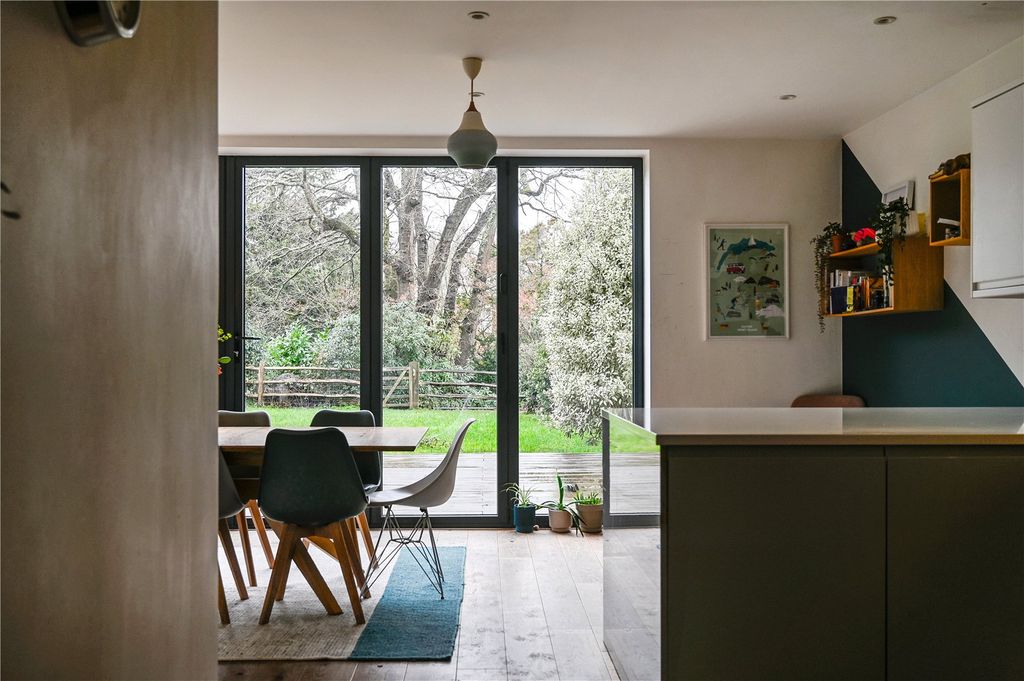Property photo 1 of 31 Kitchen