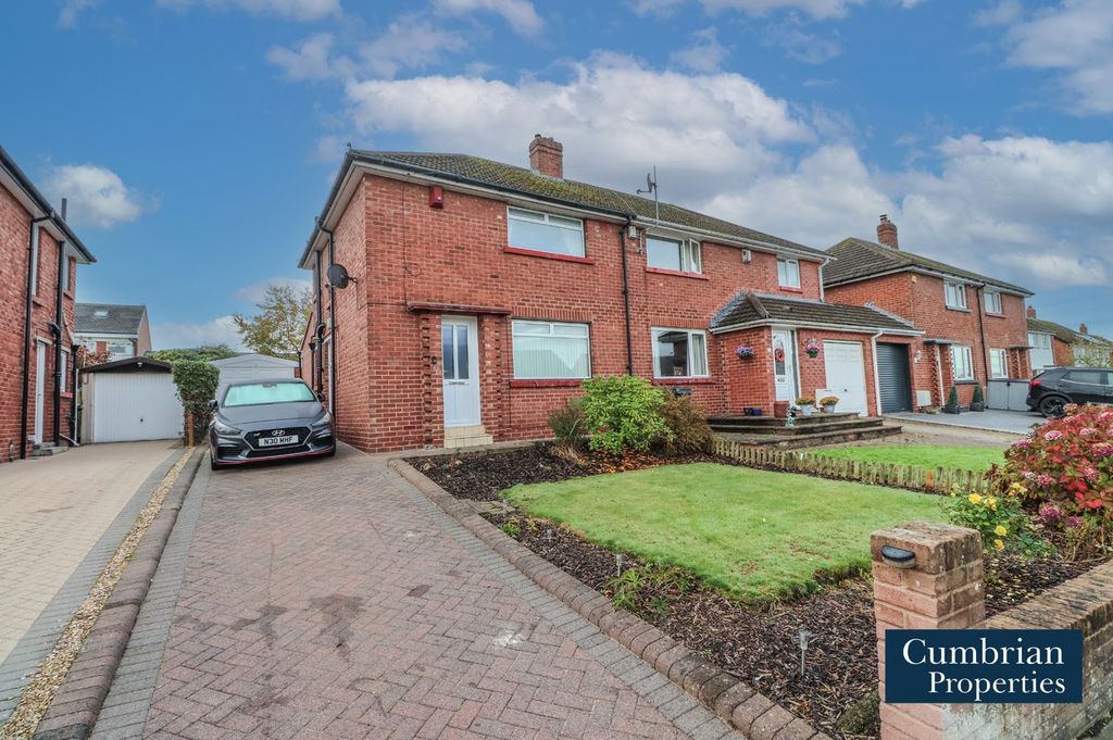 Property photo 1 of 18 Front Of The Property