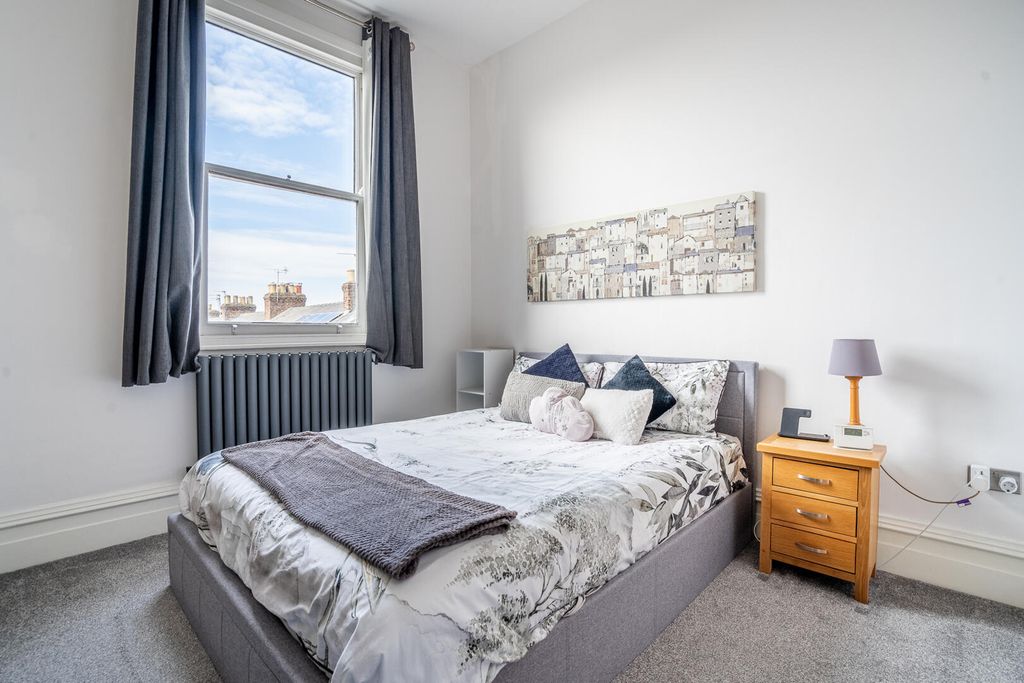 Additional image 8 of 2 bed flat for saleWenlock Terrace, York YO10