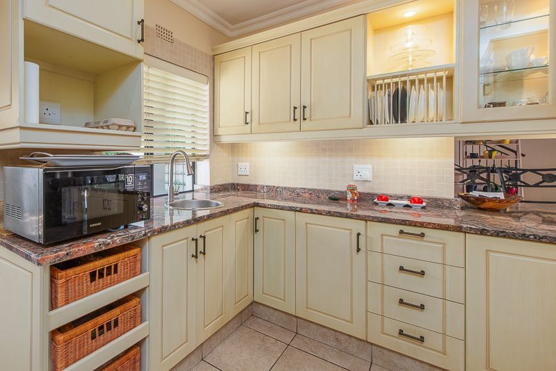 Property photo 3 of 40