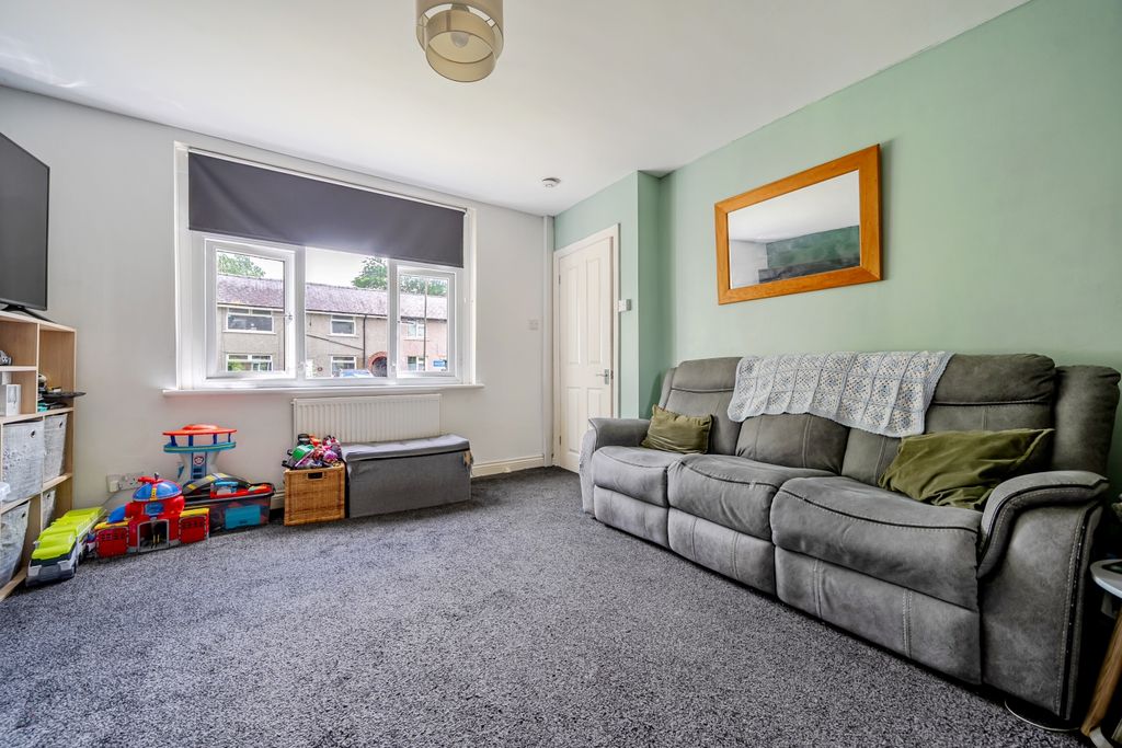 Property photo 3 of 8 1472540-16-6A2c28171ba46