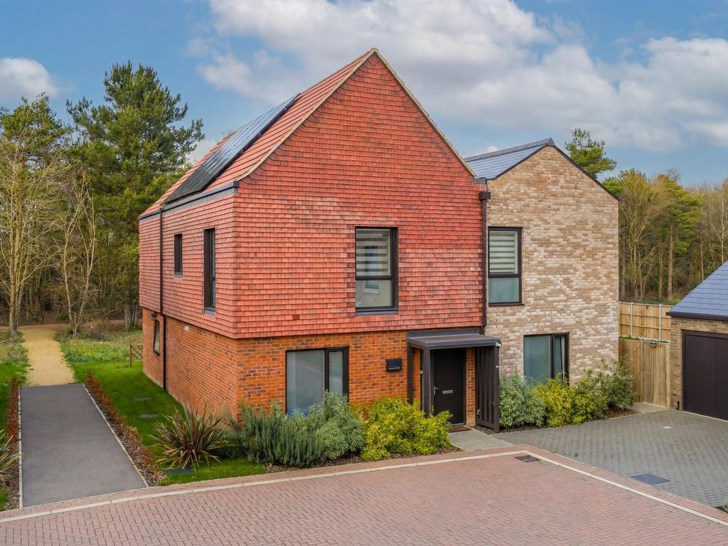 Property photo 1 of 12 The Lime, Number 541