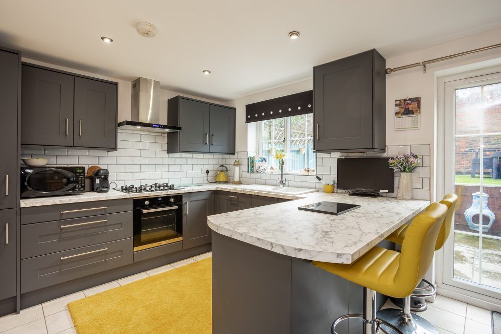 Property photo 2 of 26