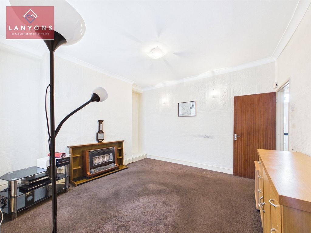 Property photo 3 of 14 Picture No. 07