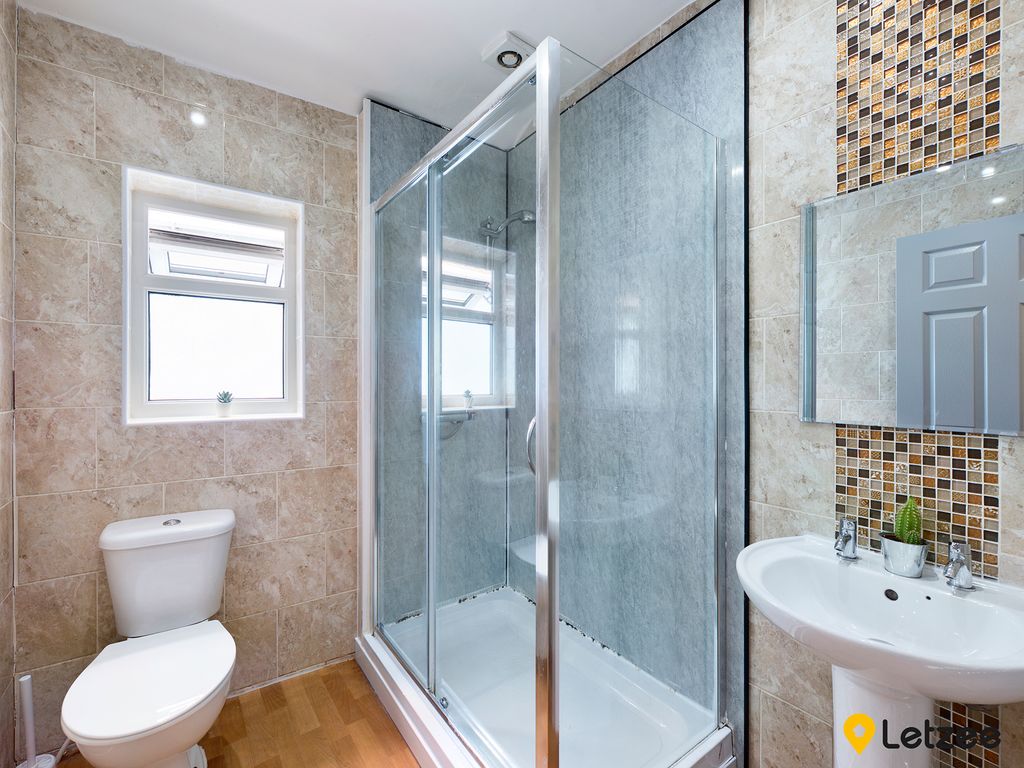 Property photo 3 of 4