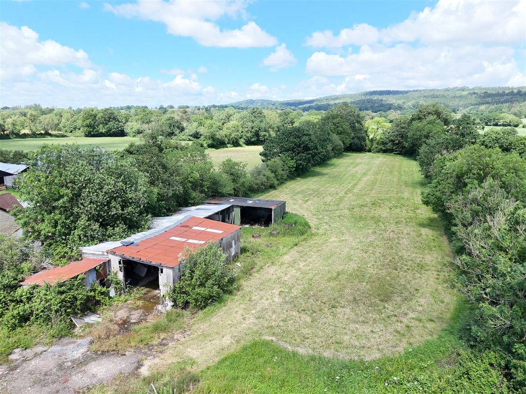Property photo 1 of 10