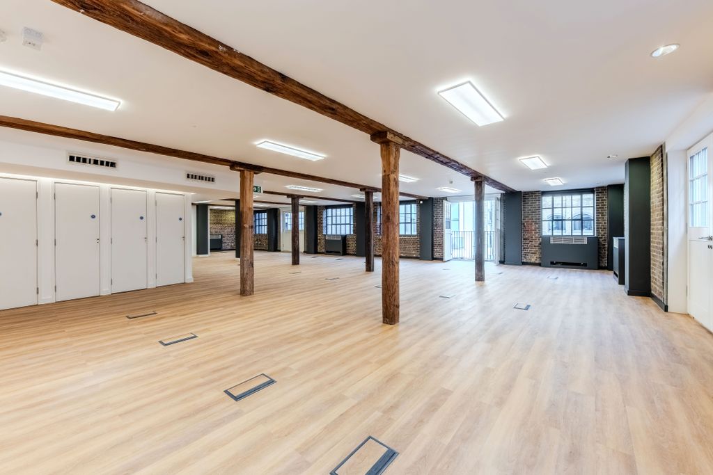 Property photo 3 of 5