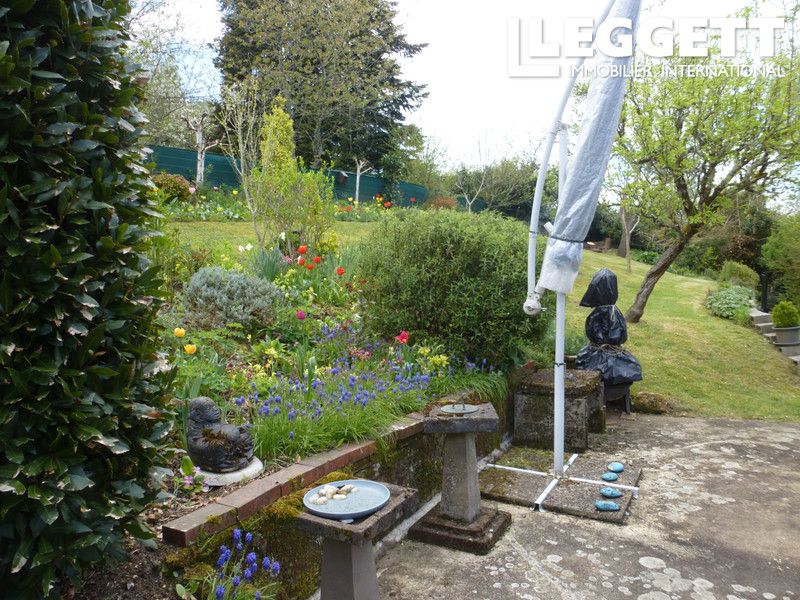 Property photo 3 of 10