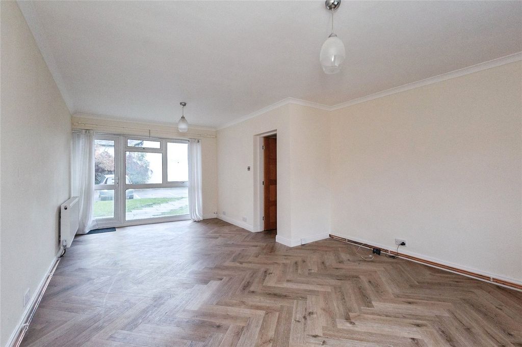 Property photo 3 of 25 Picture No. 36