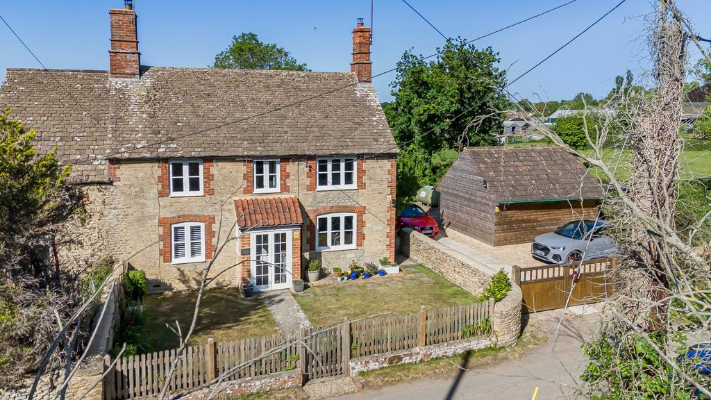 Property photo 1 of 29 Picture No. 30