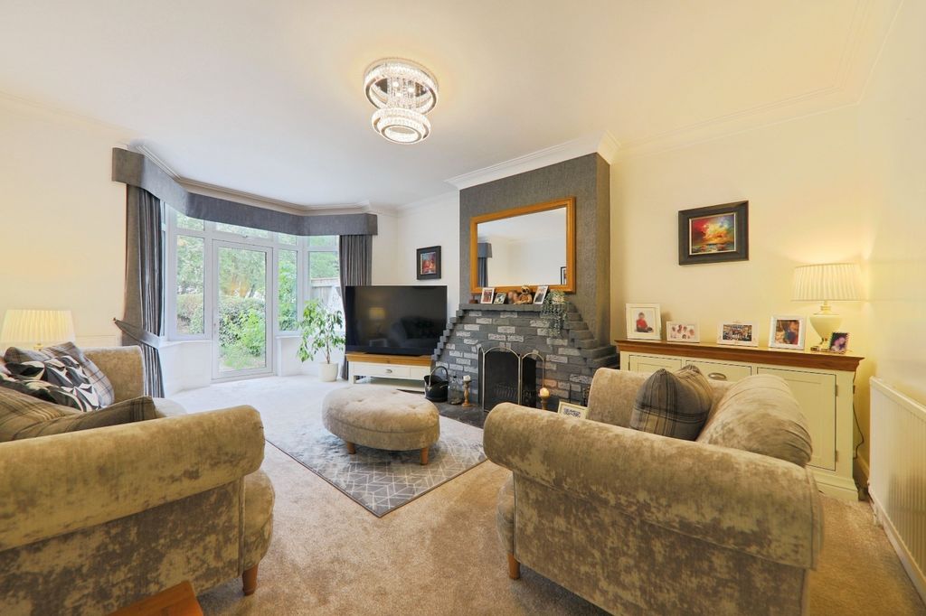 Property photo 2 of 20 4093745
