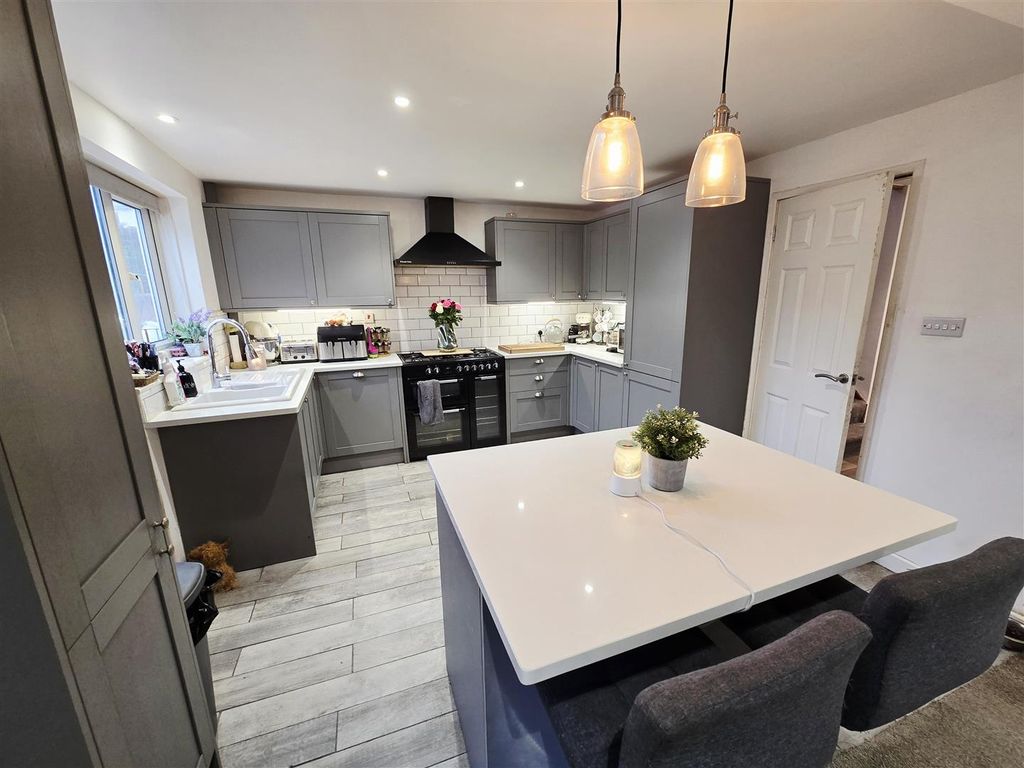 Property photo 2 of 19 20260122_135204.Jpg