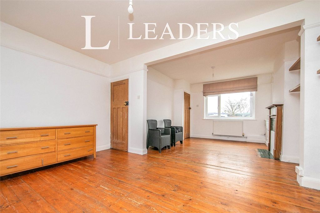 Property photo 3 of 10 Picture No. 11