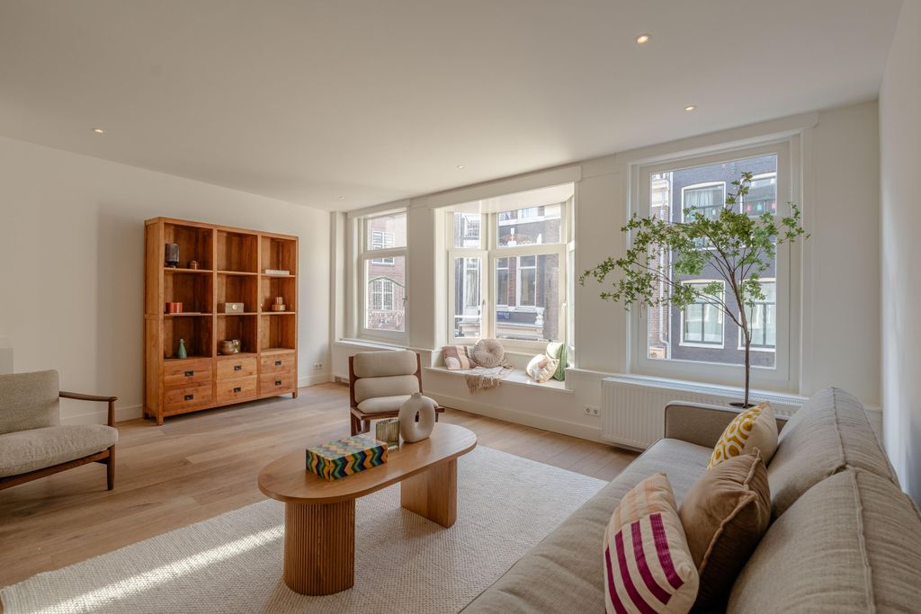 Property photo 3 of 72