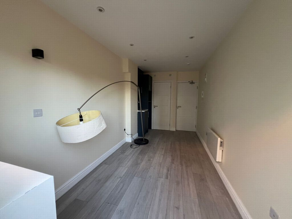 Property photo 3 of 6 Photo 7