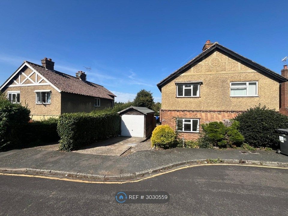 Property photo 1 of 27