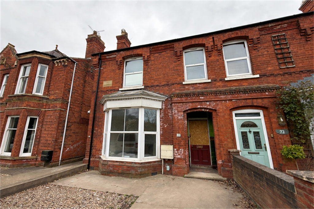 Property photo 1 of 3 (Main)