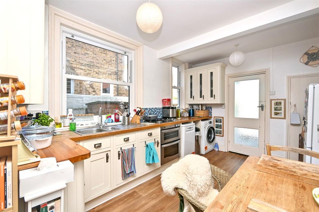 Property photo 3 of 16 Dsc_8032.Jpg