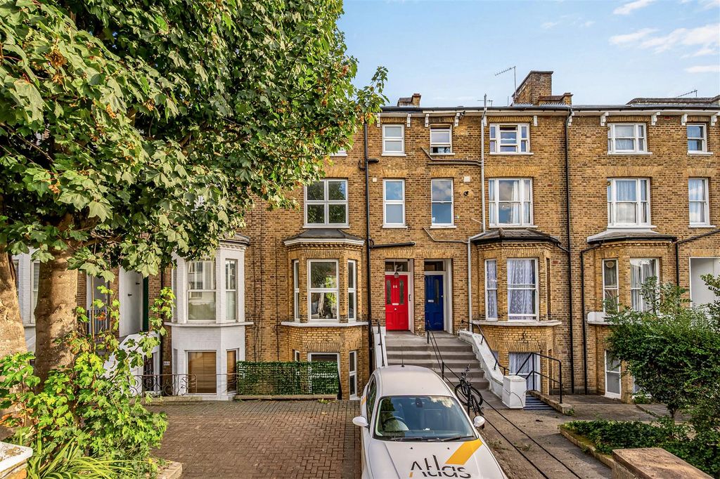 Property photo 1 of 18 Flat 2 - 86 The Grove-1.Jpg