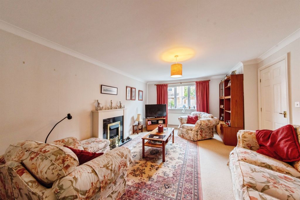 Property photo 2 of 17