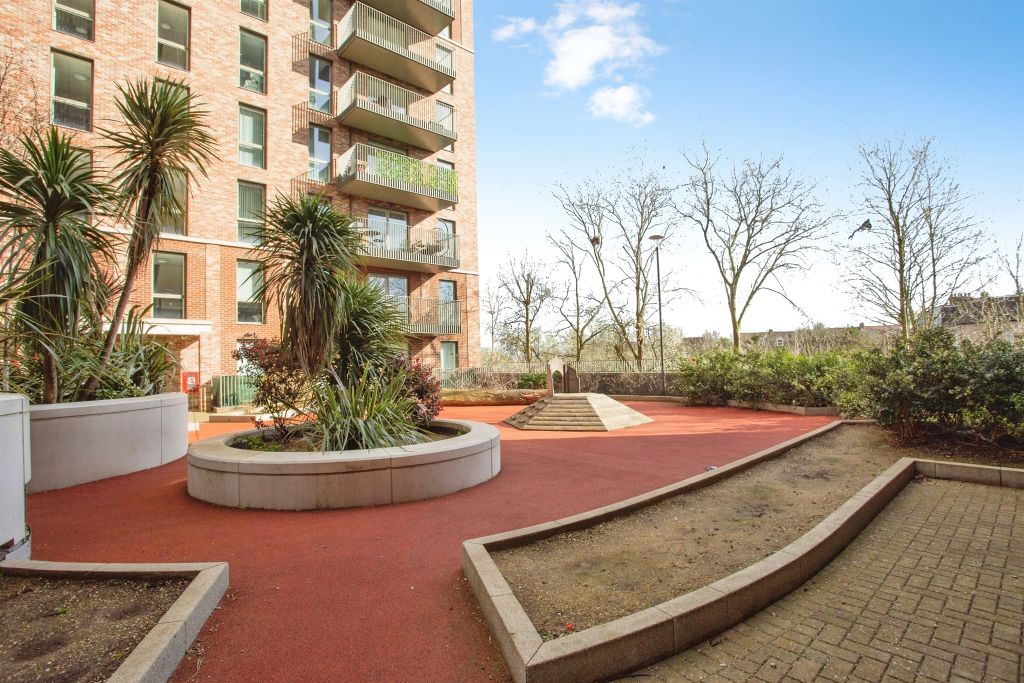 Property photo 1 of 22