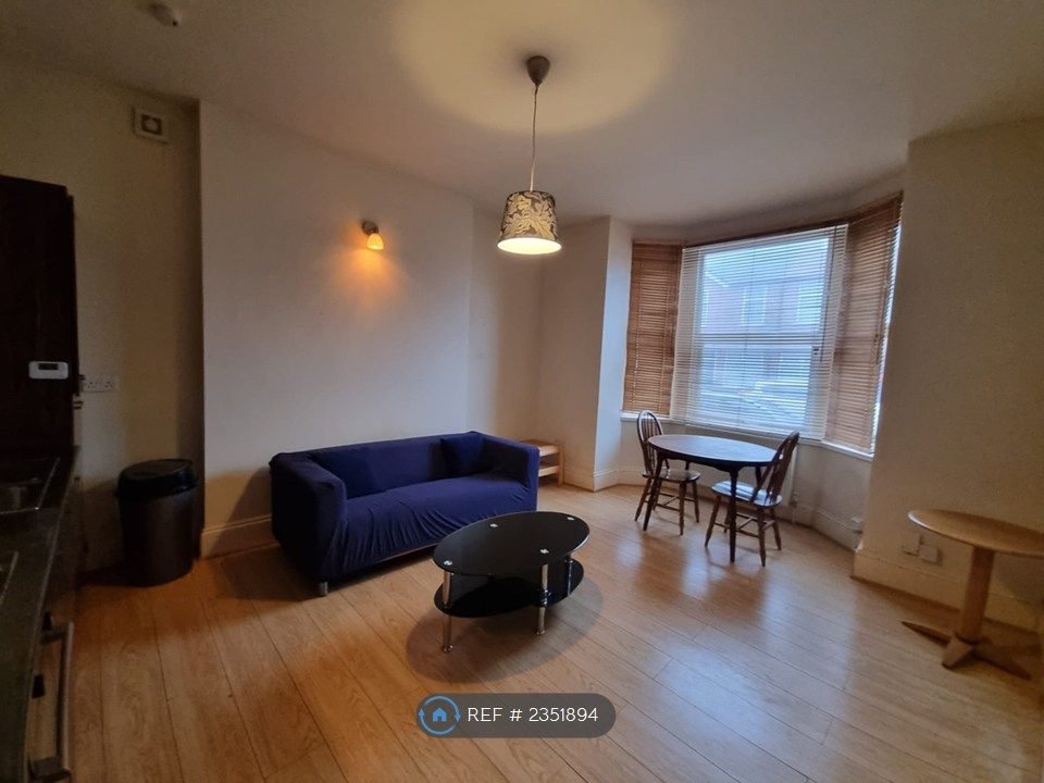 Property photo 2 of 7