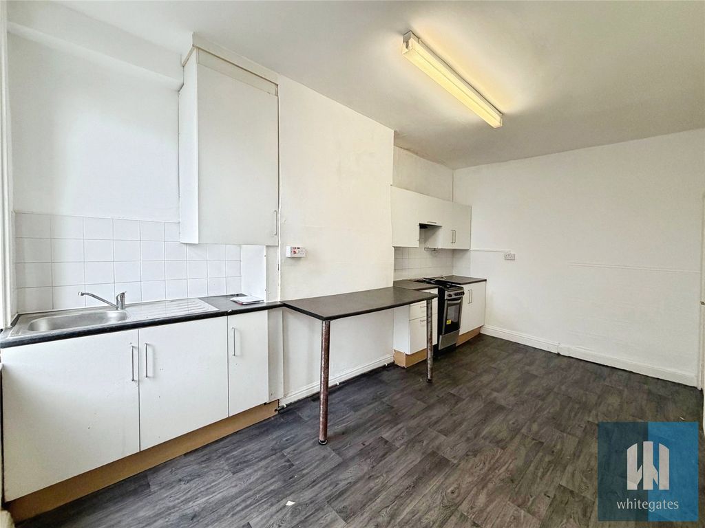 Property photo 2 of 13 Picture No. 08