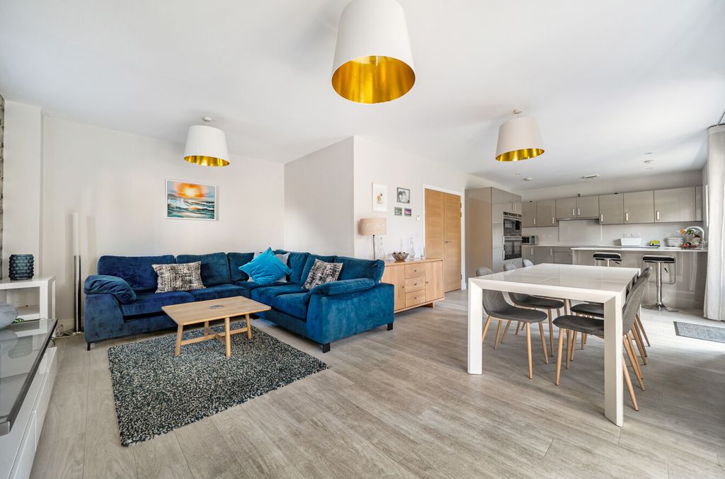 Property photo 3 of 22 1-6Ad64A8Cdfd05-1...