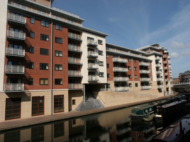 Property photo 1 of 5