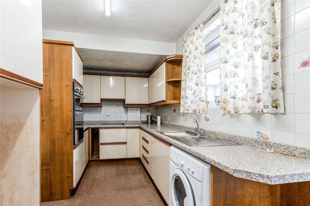 Property photo 3 of 19 Picture No. 14