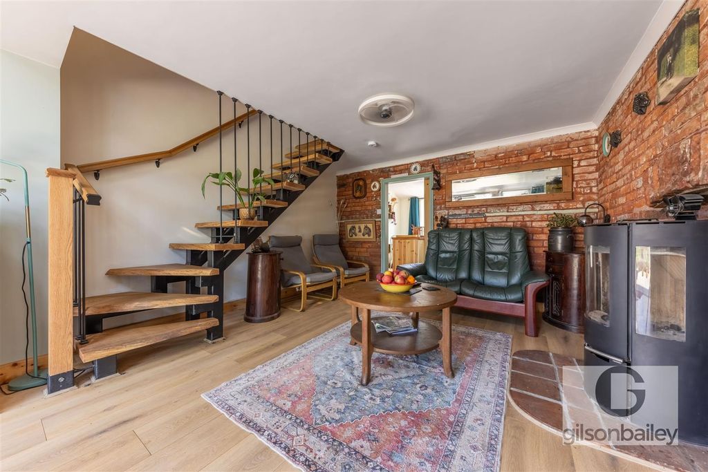 Property photo 3 of 19 Gb-3.Jpg