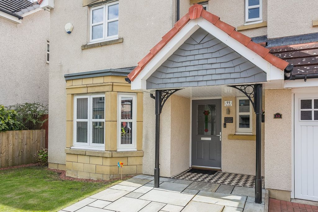 Property photo 3 of 37