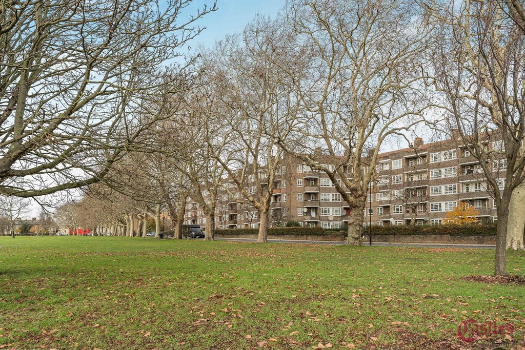 Property photo 2 of 18 Exterior